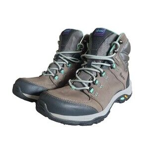 Ahnu Montara III Event Waterproof Tan Gray Hiking/Snow Boots Women's Size 7.5